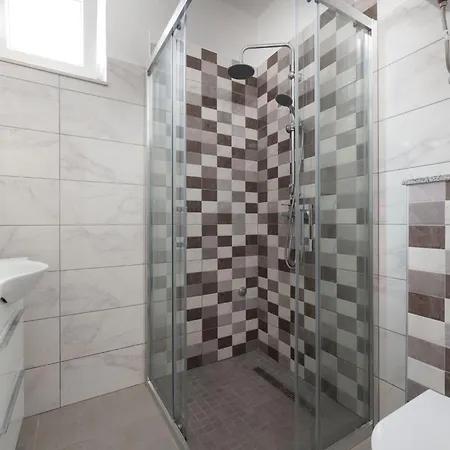 Apartman Loncar-2 By Interhome Pisak