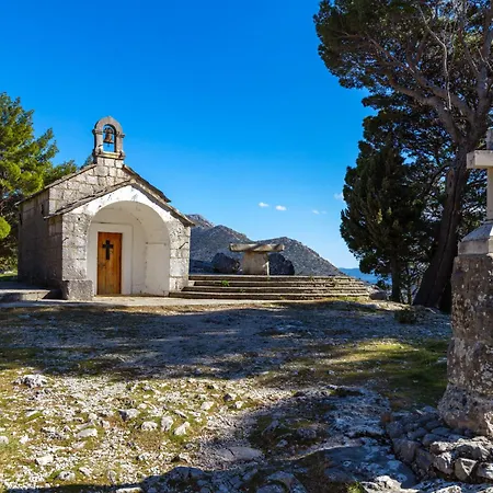 Apartman Loncar-2 By Interhome