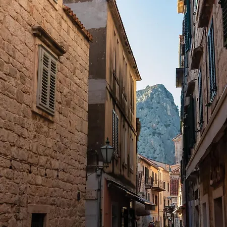 Loncar-2 By Interhome Διαμέρισμα Pisak